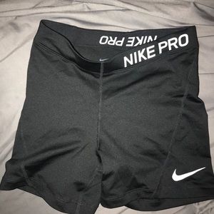 5 inch nike pro dry fit shorts